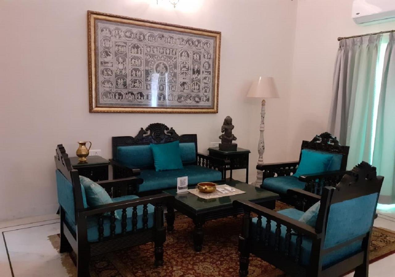 Mpt Sheesh Mahal, Orchha Hotell Exteriör bild